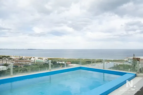 Monoambiente En Punta Ballena Con Vista A La Playa