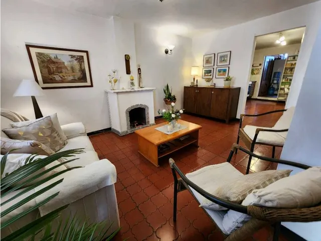 Se Vende Apartamento 254 M2 4h/3b Parque Carabobo