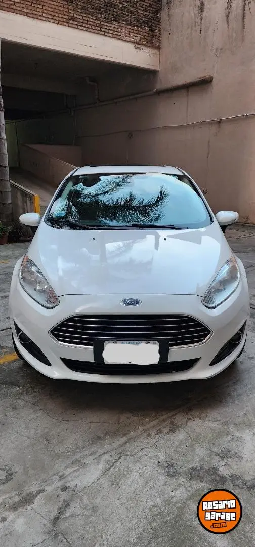 Ford Fiesta Kinetic 1.6 Titanium Powershift 120cv