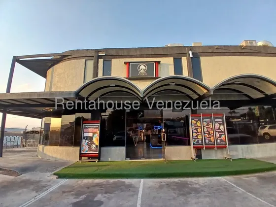 Diana Blanco Ofrece En Alquiler Espectacular Local Comercial En Cabudare, Listo Para Trabajar En Lo Que Desees, Completamente Operativo.