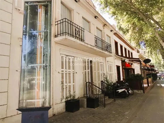 Venta - Casa Comercial 3 Pisos En El Corazón De Providencia