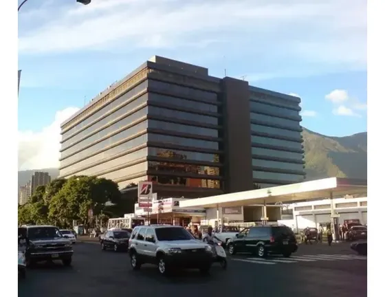 Alquilo Oficina En Boleita 78 M2