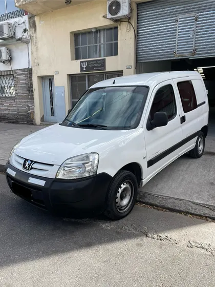 Peugeot Partner 1.4 Furgon Confort 5as