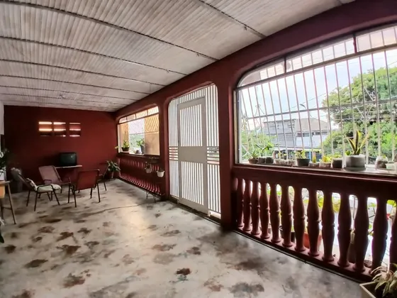 Casa Comercial En Los Guayos, Los Guayos. Sfranv-96