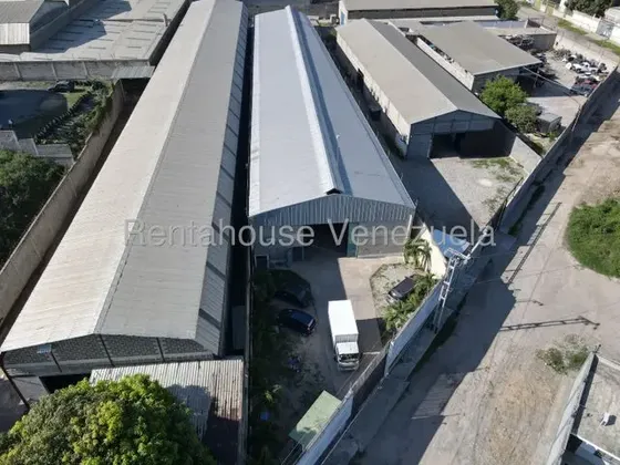 Dennymar, Vende Amplio Galpón En Zona Industrial 3 Barquisimeto, Perfecto Para Actividades Comerciales O Industriales. 2ba21978