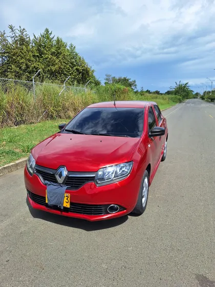 Renault Logan 1.6 Authentique