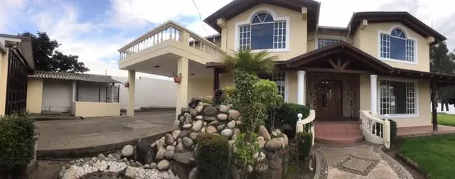 Casa Independiente En El Valle De Los Chillos / Sector Idv