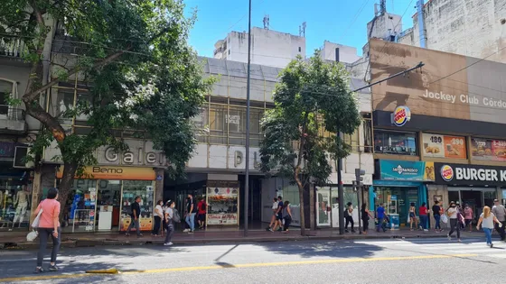 Oficina Excelente Ubicacion Zona Comercial