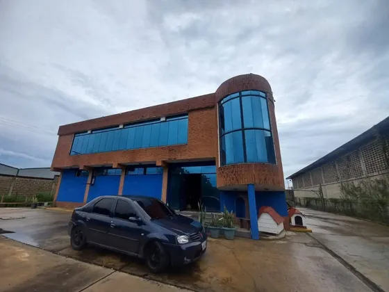 Amplio Galpón En Los Guayos, Alquiler  1800$ Y Venta 400.000$ Mml Solo Clientes