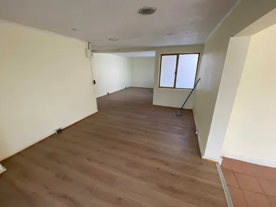 Oficina Central Amplia En Arriendo (74609)