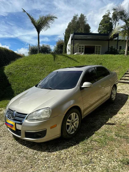 Volkswagen Bora 2.5 Prestige