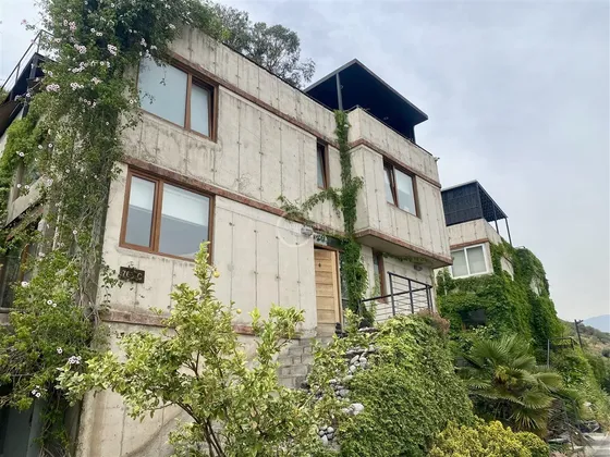 Casa Venta 4 Dorm. En C. Empresarial Huechuraba Condominio