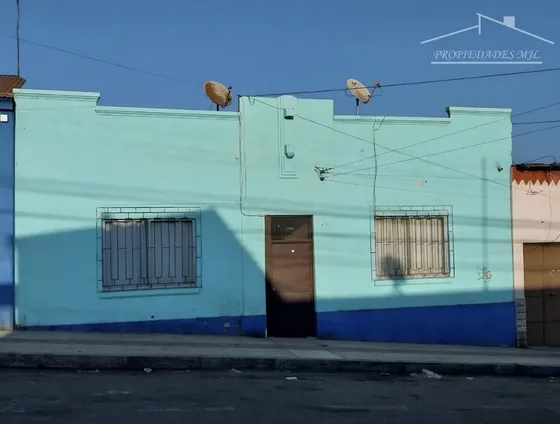 Gran Oportunidad! 500mts2 Terreno Con Casa En Venta
