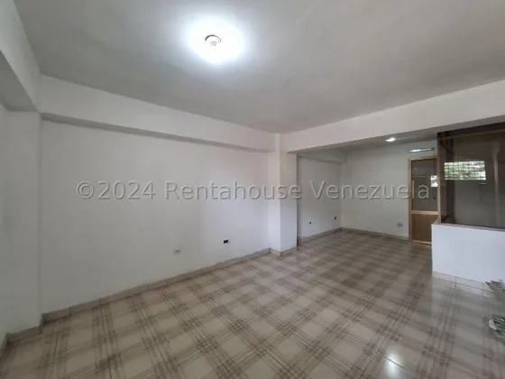 Se Alquila Local Comercial
