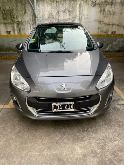 Peugeot 308 2.0 Feline 143cv