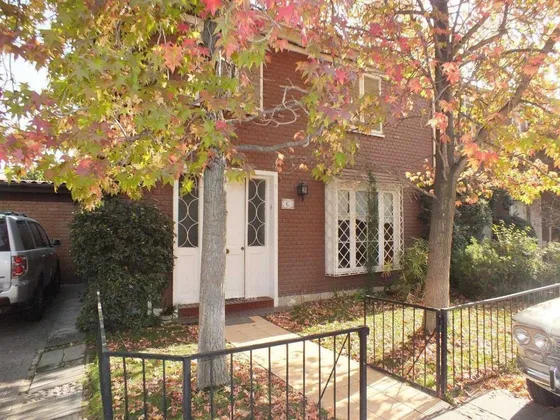 Venta Casa No 3d + Servicio 2b 1e 1b El Golf - Las Condes