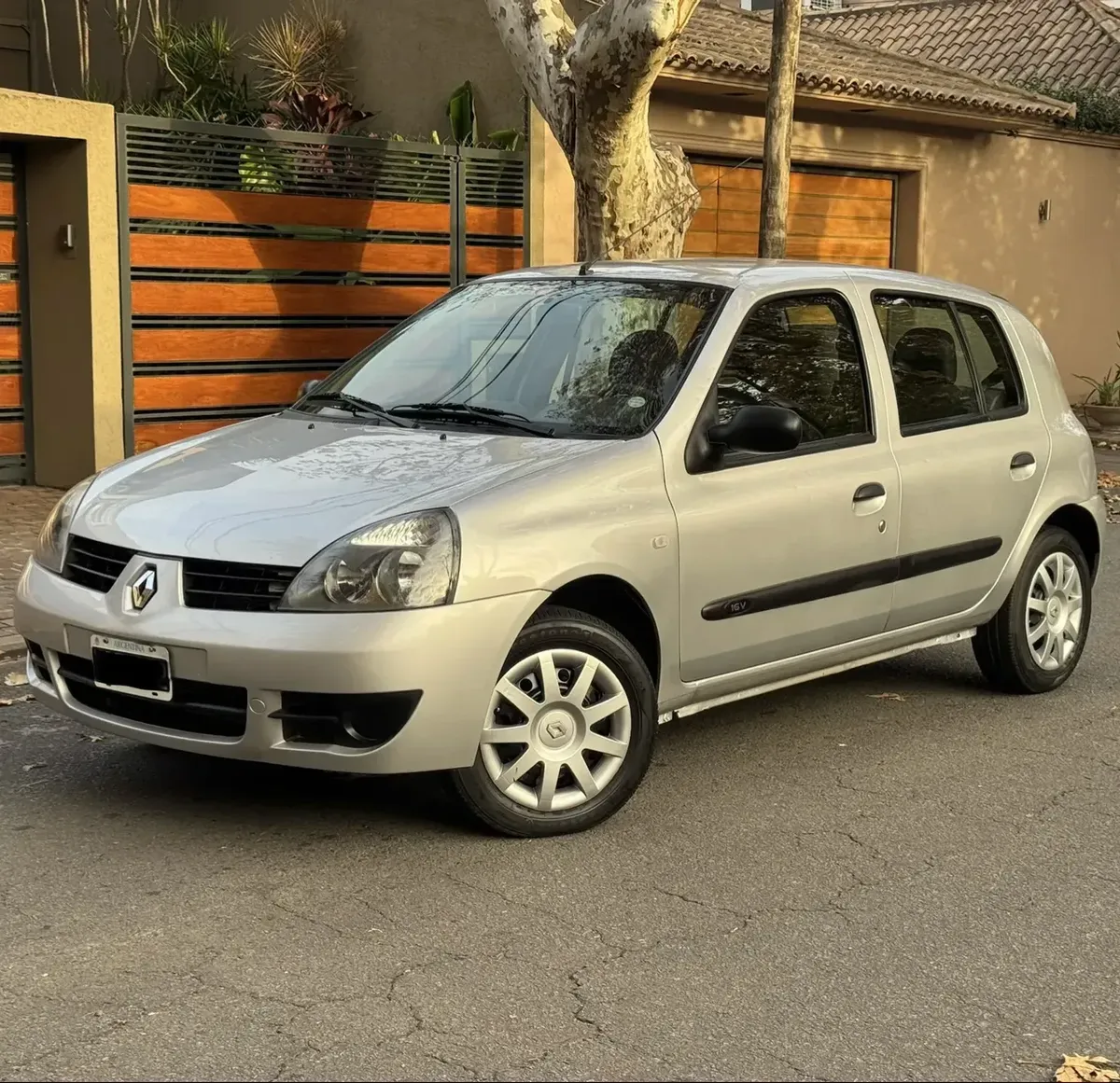 Renault Clio 1.2 Pack Plus511428917388257280
