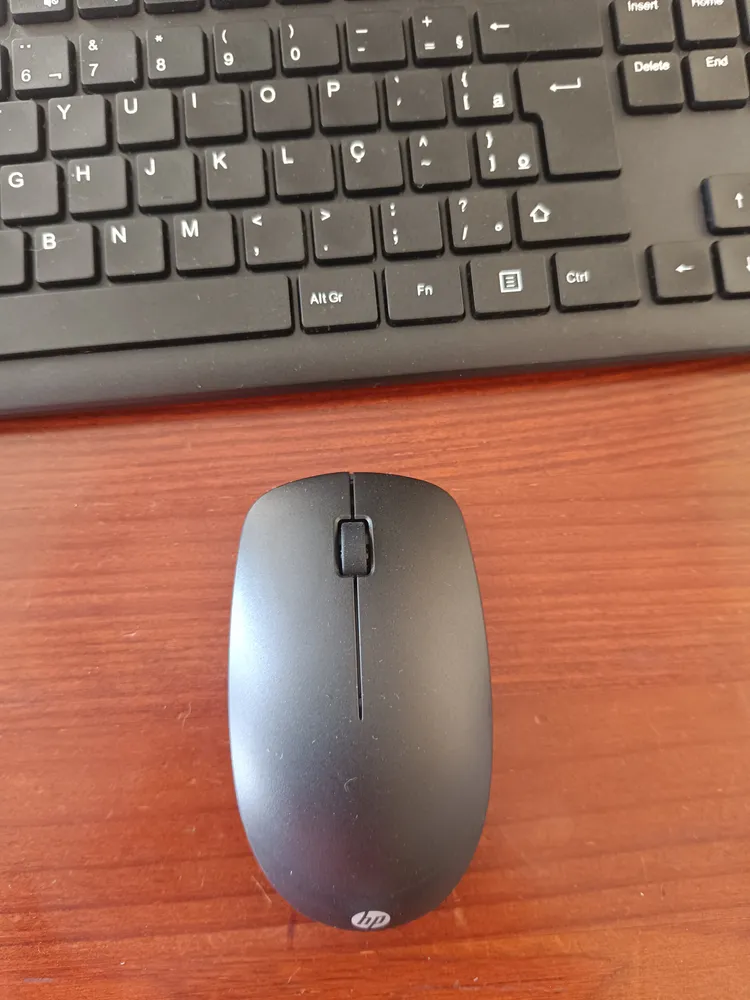 Teclado e Mouse HP sem Fio com Caps Lock Preto - Imagem 3