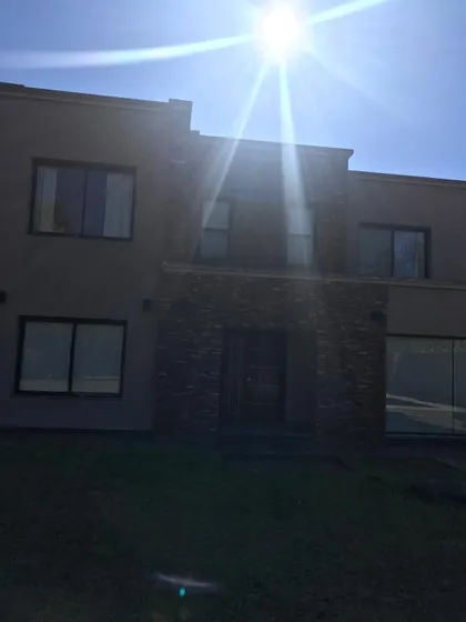 Casa Con Pileta Y Jardin A 20 Minutos Del Centro Axelente Accseso 