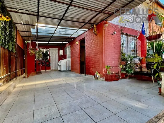 Casa En Venta De 4 Dorm. En Quilpué