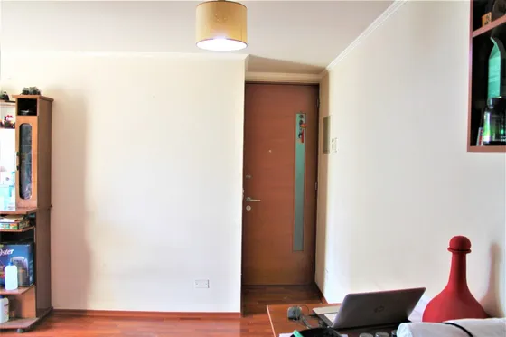 Hermoso Departamento, San Isidro, Metro Santa Lucia.