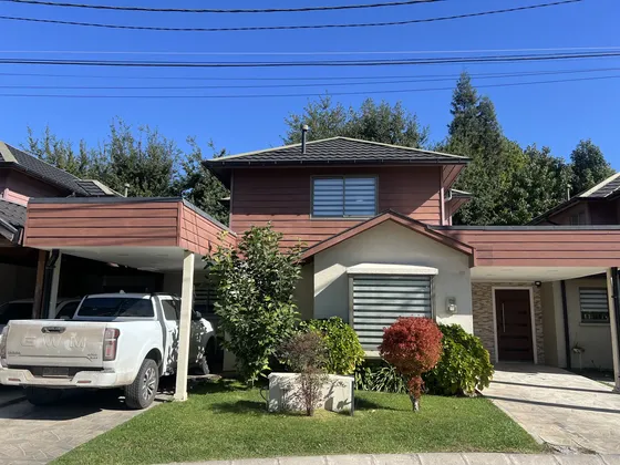 Se Vende Hermosa Casa En Condominio Nueva Toledo