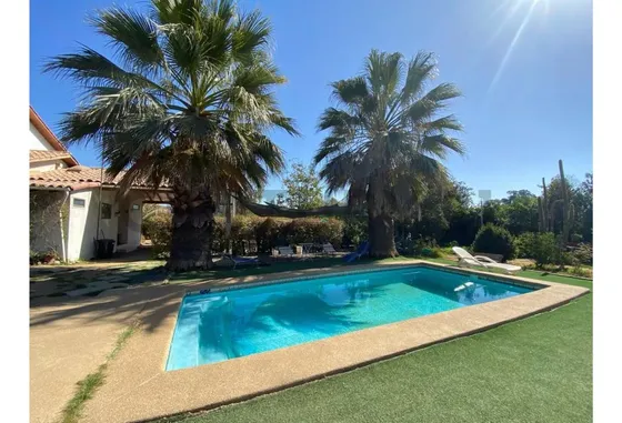 Casa Estilo Chilena Condominio Lomas Del Carmen