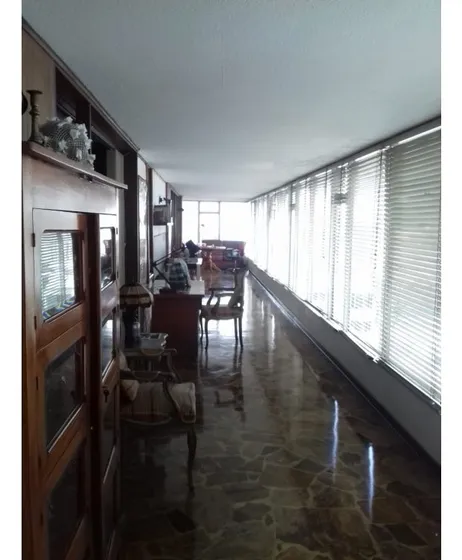 Se Alquila Casa Comercial En La Av. Santander
