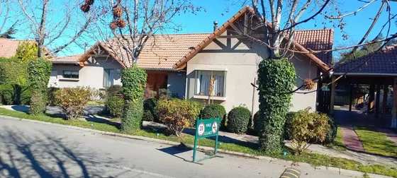 Vende Hermosa Y Amplia Casa En Lo Herrera
