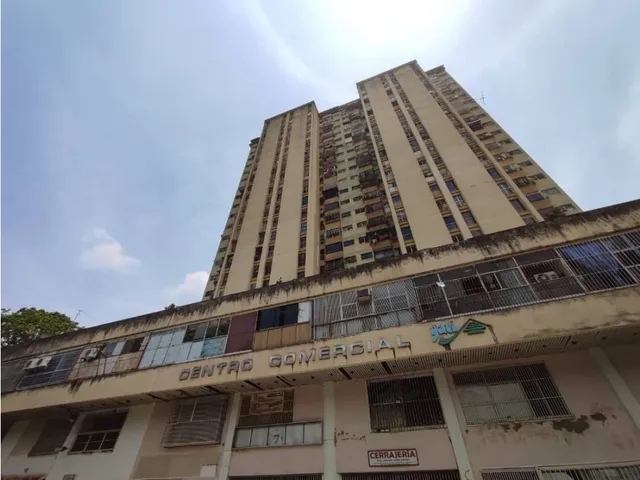  Apartamento En Alquiler Residencias El Yati Av Bolívar Los Teques