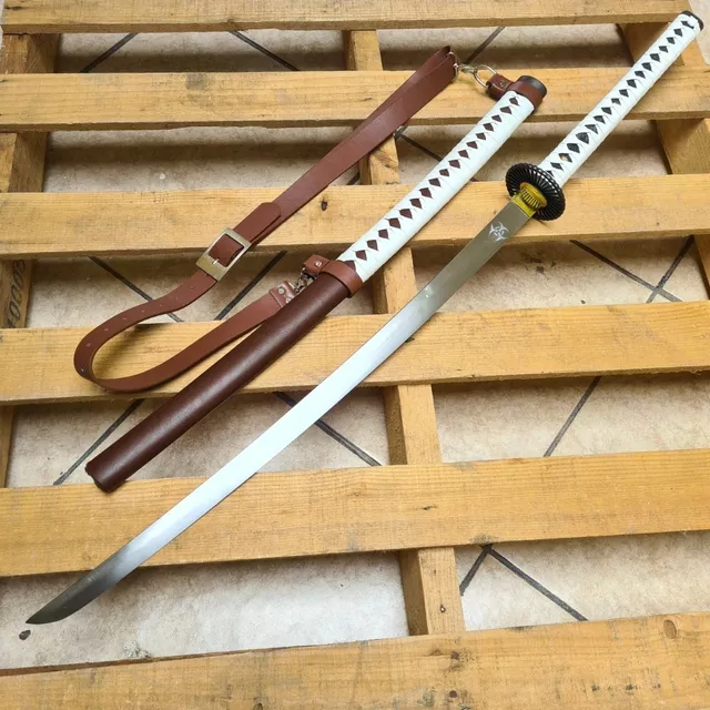 Espada Medieval Filo Full Tang Battle Ready Acero Damasco — Armaduras  Medievales