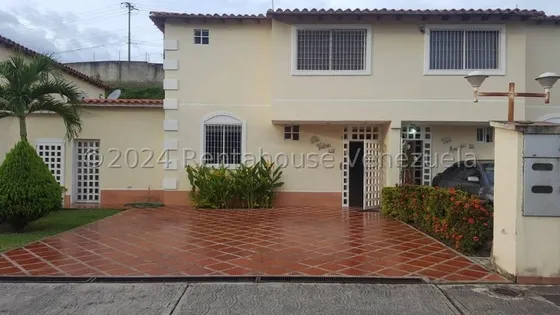 Casa En Venta En Villas De Buenaventura. Luis Infante 25-3299