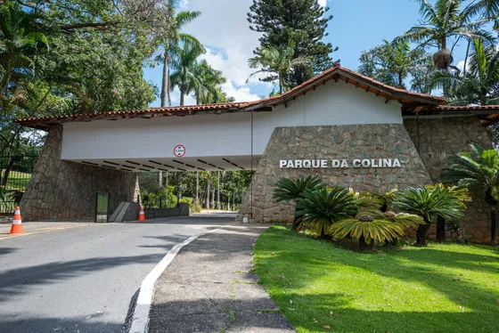 Jazigo Perpétuo No Cemitério Parque Da Colina Bh-mg