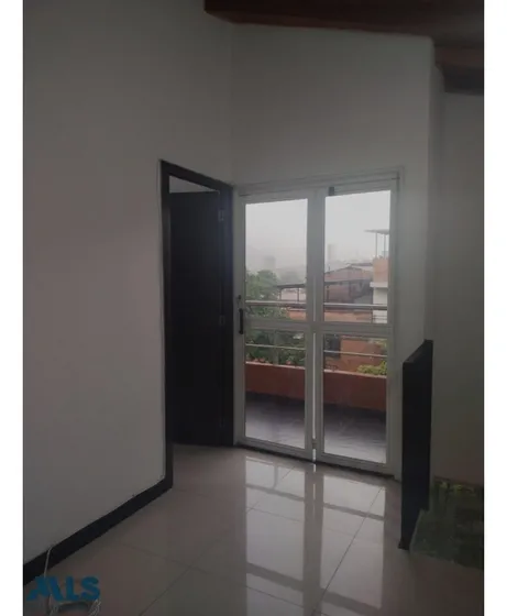 Venta De Casa Segundo Y Tercer Piso(mls#247197)