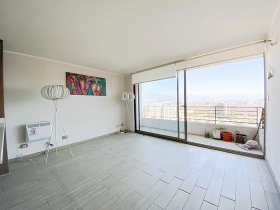 Casi Nuevo 2 Dormitorios, 2 Baños, Estacionamiento Y Bodega