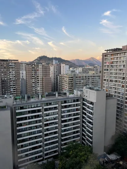 En Venta Cómodo Departamento En Portugal 