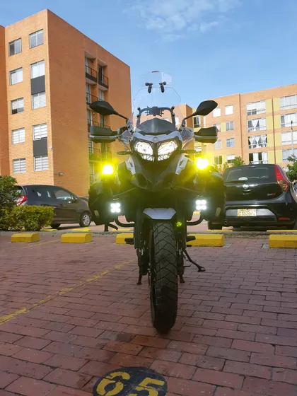 Benelli Trk 502x