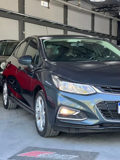 Chevrolet Cruze 1.4 Lt Mt 5 Ptas