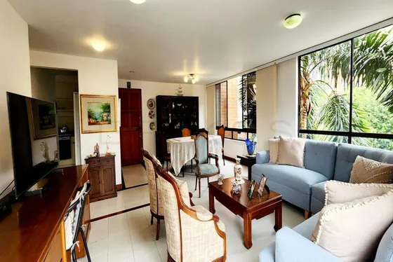 Apartamento En Venta En El Poblado. Cod V501360