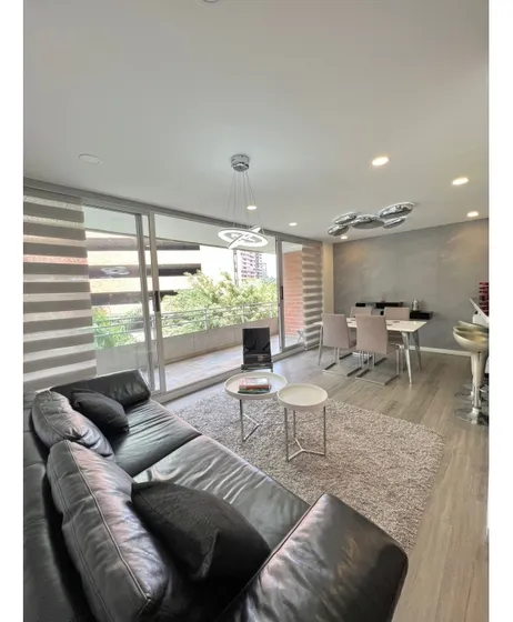 Encantador Apartamento En Venta Poblado Medellín 