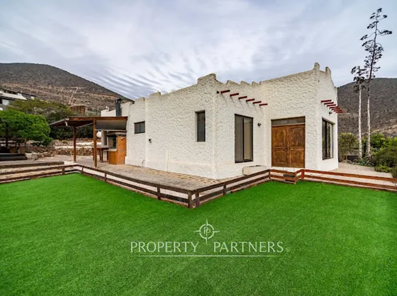 Casa En Exclusivo Condominio Encomenderos La Seren...
