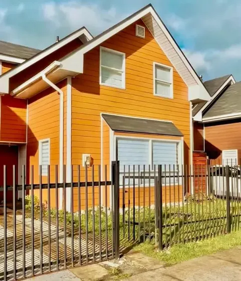 Casa Con Local Comercial En Puerto Varas