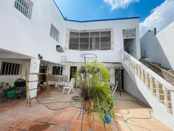 Casa En Zona Centro Este Barquisimeto Jrh 25-7766