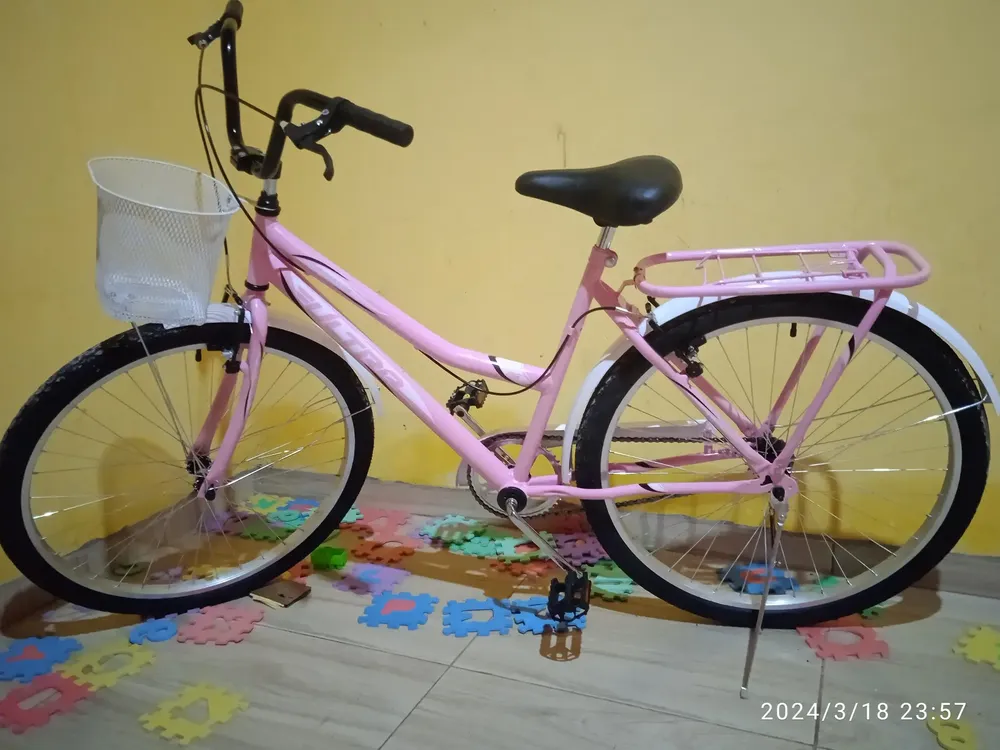 Bicicleta urbana Ultra Bikes Summer Tropical 2024 R26 tamanho do