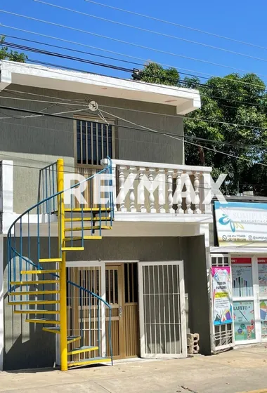 Oficina En Av. La Auyama, Av. 4 De Mayo, Isla De Margarita Cod: 1053