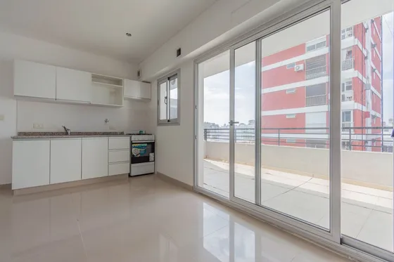 Depto Venta 2 Amb  Con Balcón Y Cochera