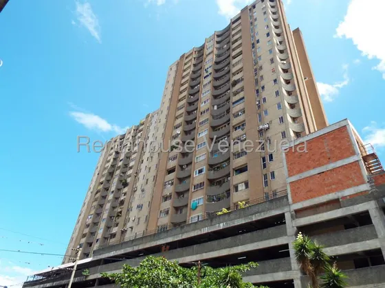 Je - Apartamento En Alquiler - El Paraiso - Mls 26-22272