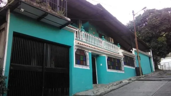 Best House Vende Casa En El Cuji Negociable
