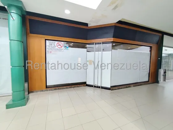 Raiza Suárez Vende  Espectacular Local Ubicado En El Centro Comercial Del Oeste, 2 5 1 4 5 1 6