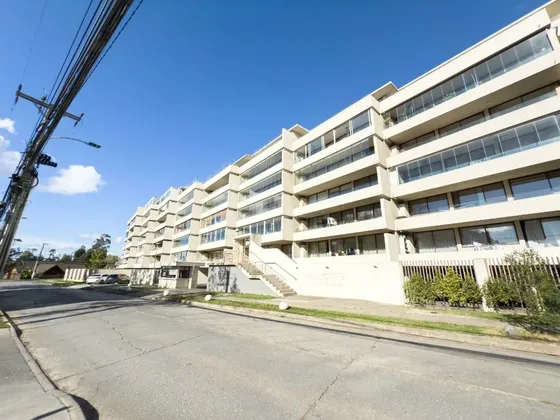 Departamento En Edificio Piamonte